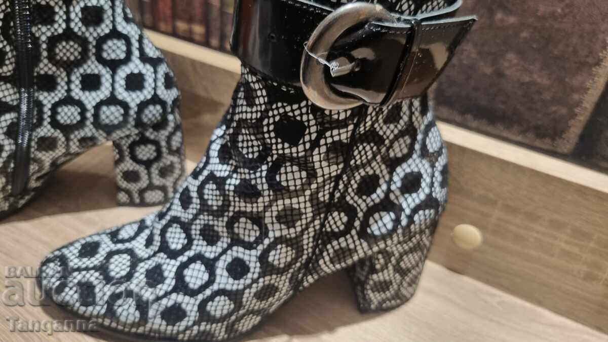 Обувкинс ток 37 с цена 12.00 лв. | € 6.14