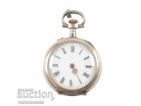 Старинен сребърен джобен часовник  -  не работи