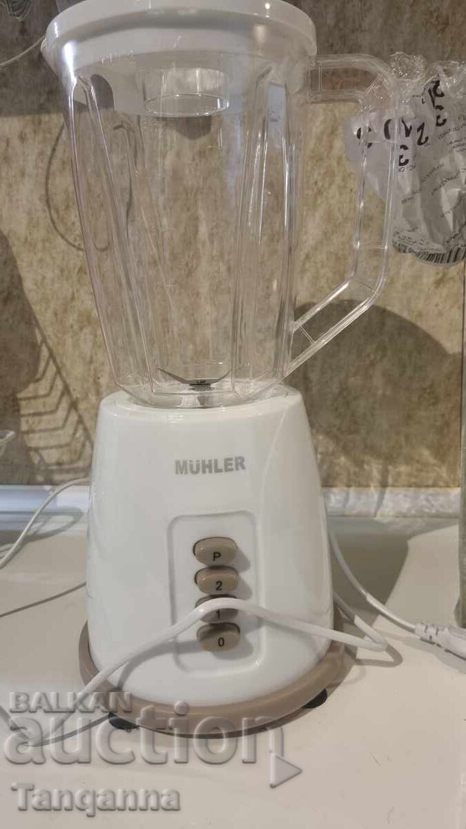 Blender cu preț 50.00 BGN | € 25.56 Blender cu preț 50.00 BGN | € 25.56