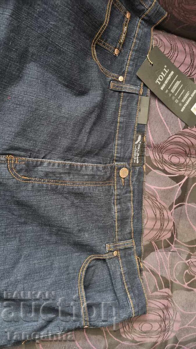 Νέο τζιν παντελόνι για μεγάλους άνδρες με τιμή 30.00 BGN | € 15.34 Νέο τζιν παντελόνι για μεγάλους άνδρες με τιμή 30.00 BGN | € 15.34