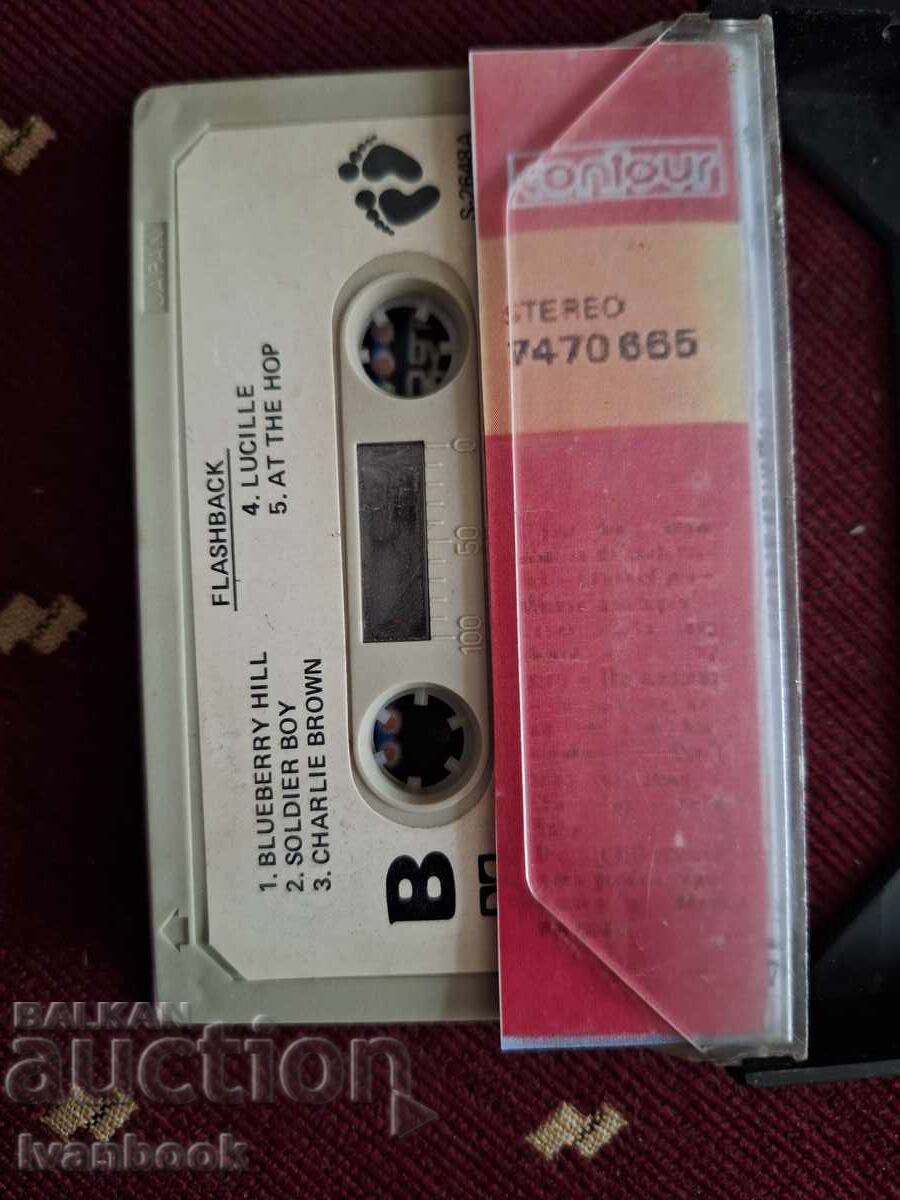 Auction  Audio cassette - 12 original hits