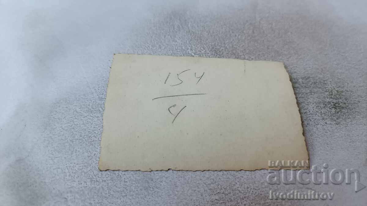 Снимка София Мъж и две жени на бул. Царъ Освободителъ с цена 1.85 лв. | € 0.95