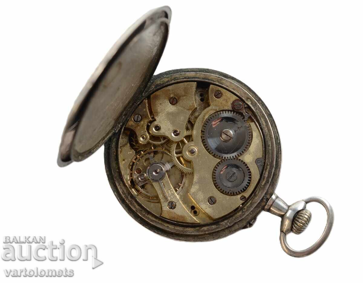 Ceas de buzunar din argint antic - Funcționează cu preț 52.00 BGN | € 26.59