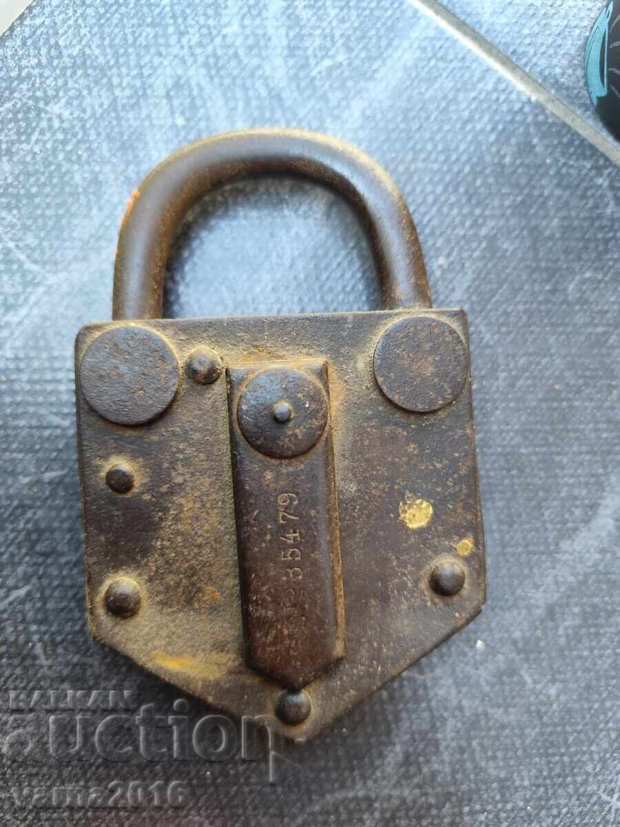 Доставка на ️ Стар Български Катинар (Антикварен)