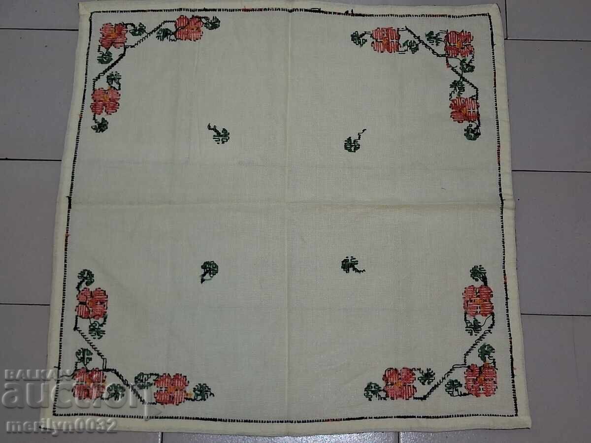 Old plaid with embroidery tablecloth - 5