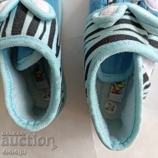 Baby sneakers with price € 5.00 | 9.78 BGN