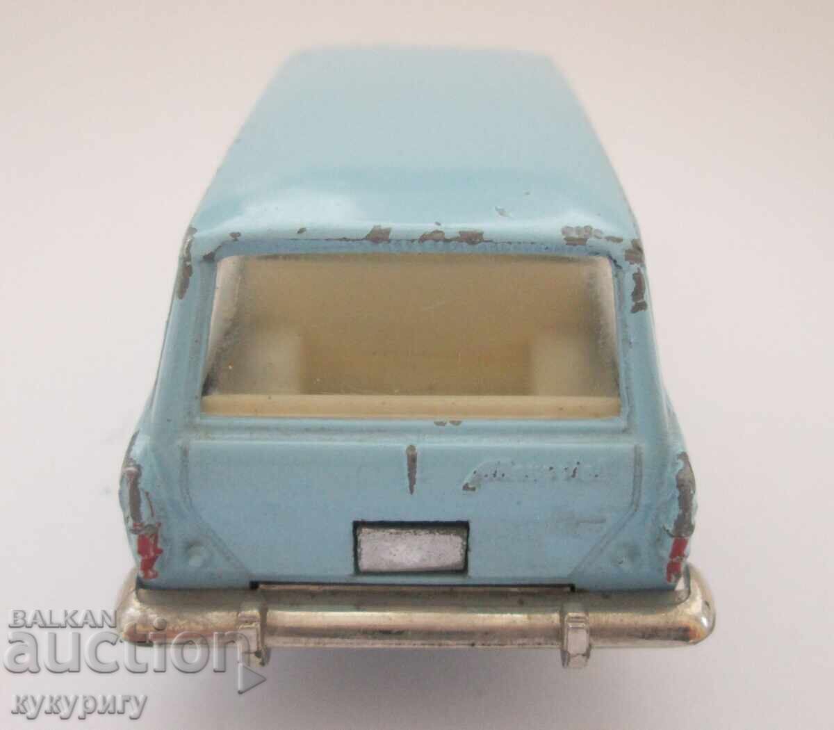 Old Russian USSR Metal Toy Car Moskvich 427 - 7 Old Russian USSR Metal Toy Car Moskvich 427 - 7