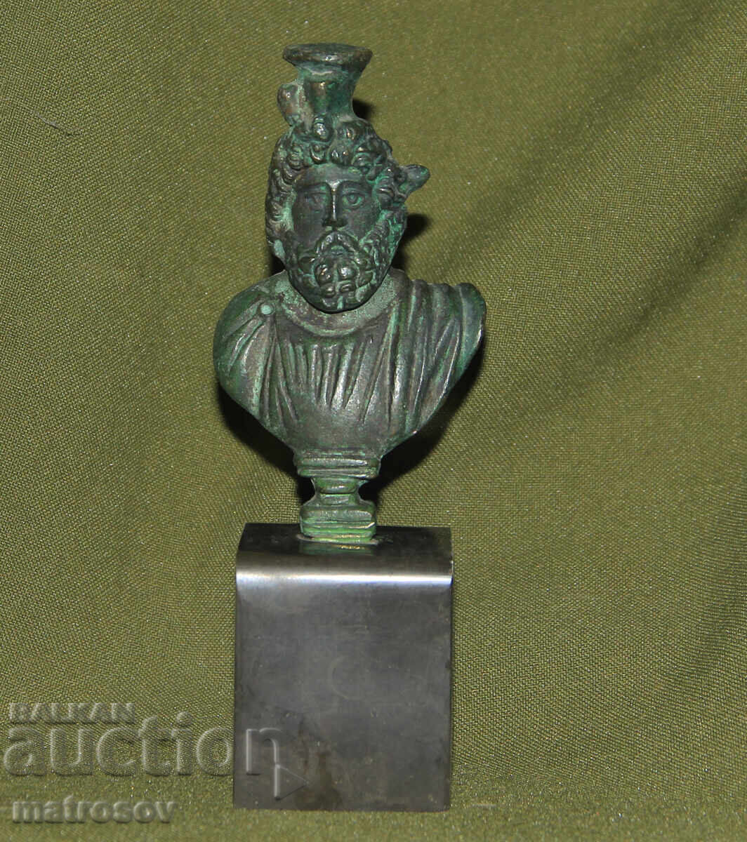 Auction  Small bronze sculpture bust of Serapis
