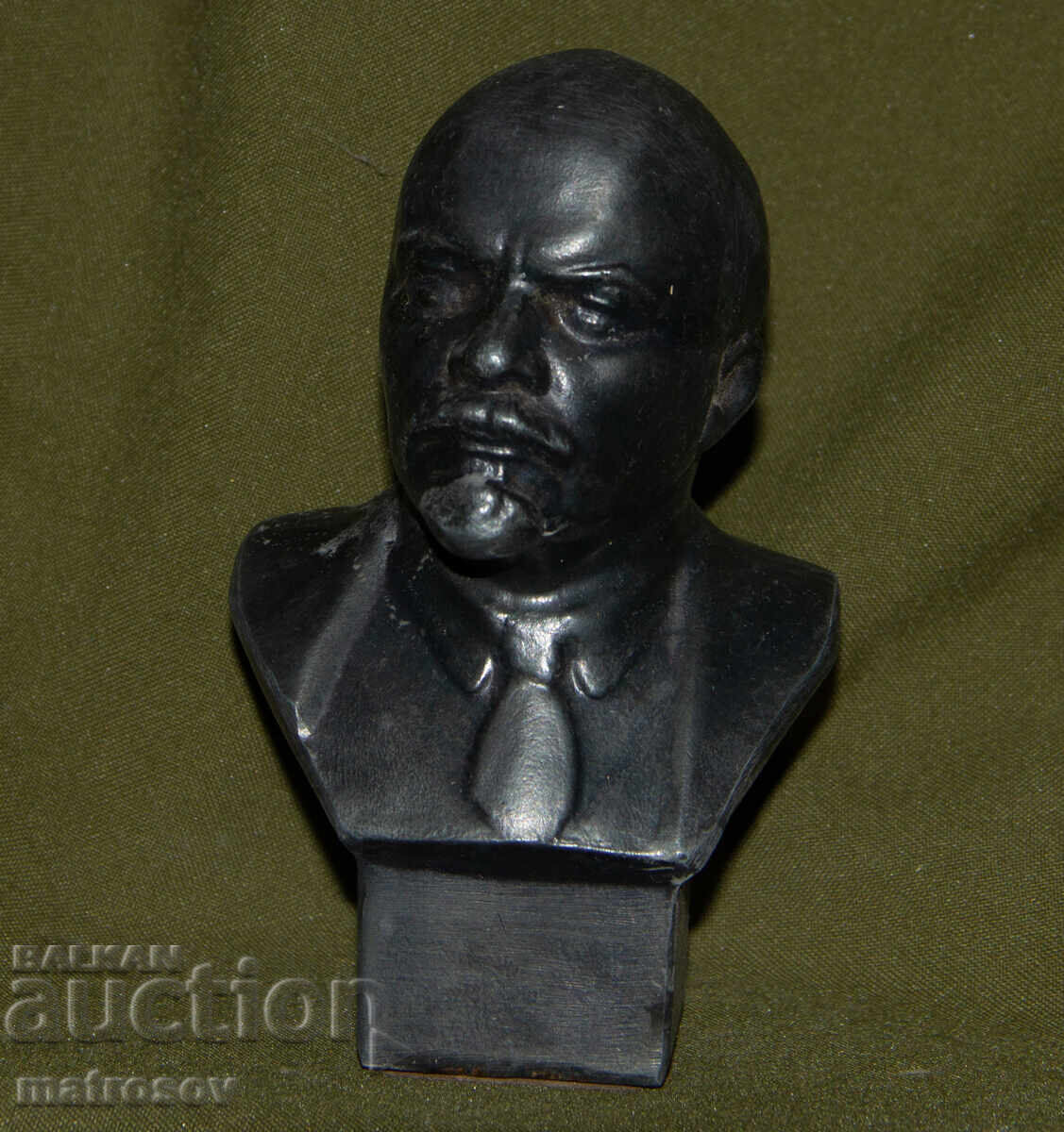 Μεταλλικό γλυπτό προτομή Ρωσία ΕΣΣΔ Βλαντιμίρ Ιλιτς Λένιν με τιμή 220.00 BGN | € 112.48