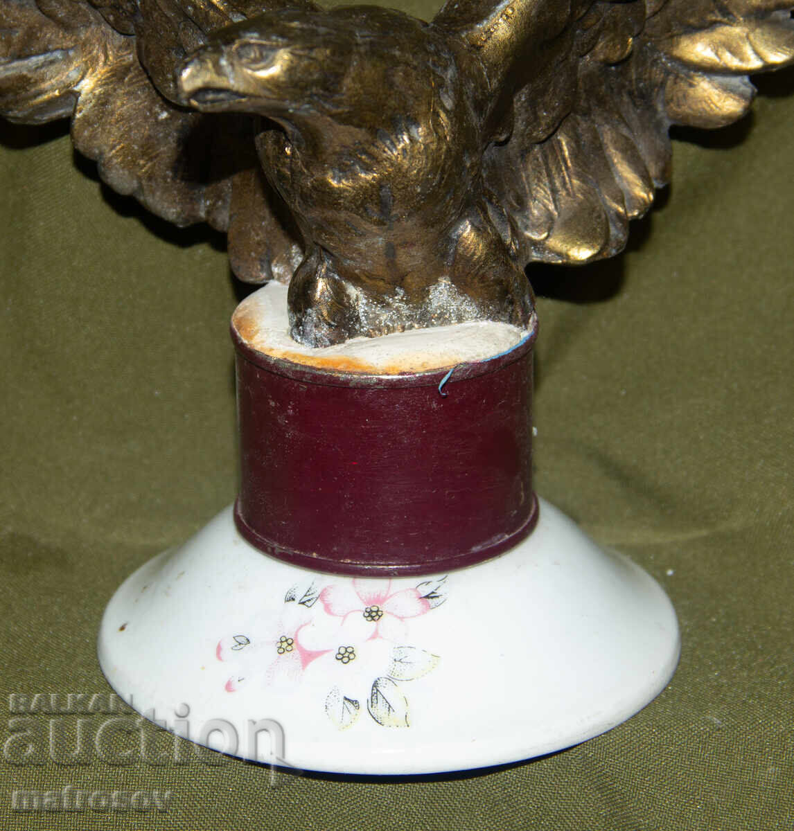 Δημοπρασία Παλαιό χάλκινο γλυπτό αετού με ανοιχτά φτερά