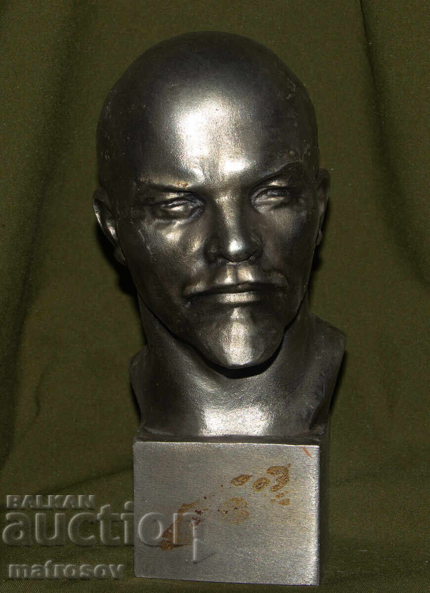 Μεταλλικό γλυπτό προτομή Ρωσία ΕΣΣΔ Βλαντιμίρ Ιλιτς Λένιν με τιμή 250.00 BGN | € 127.82