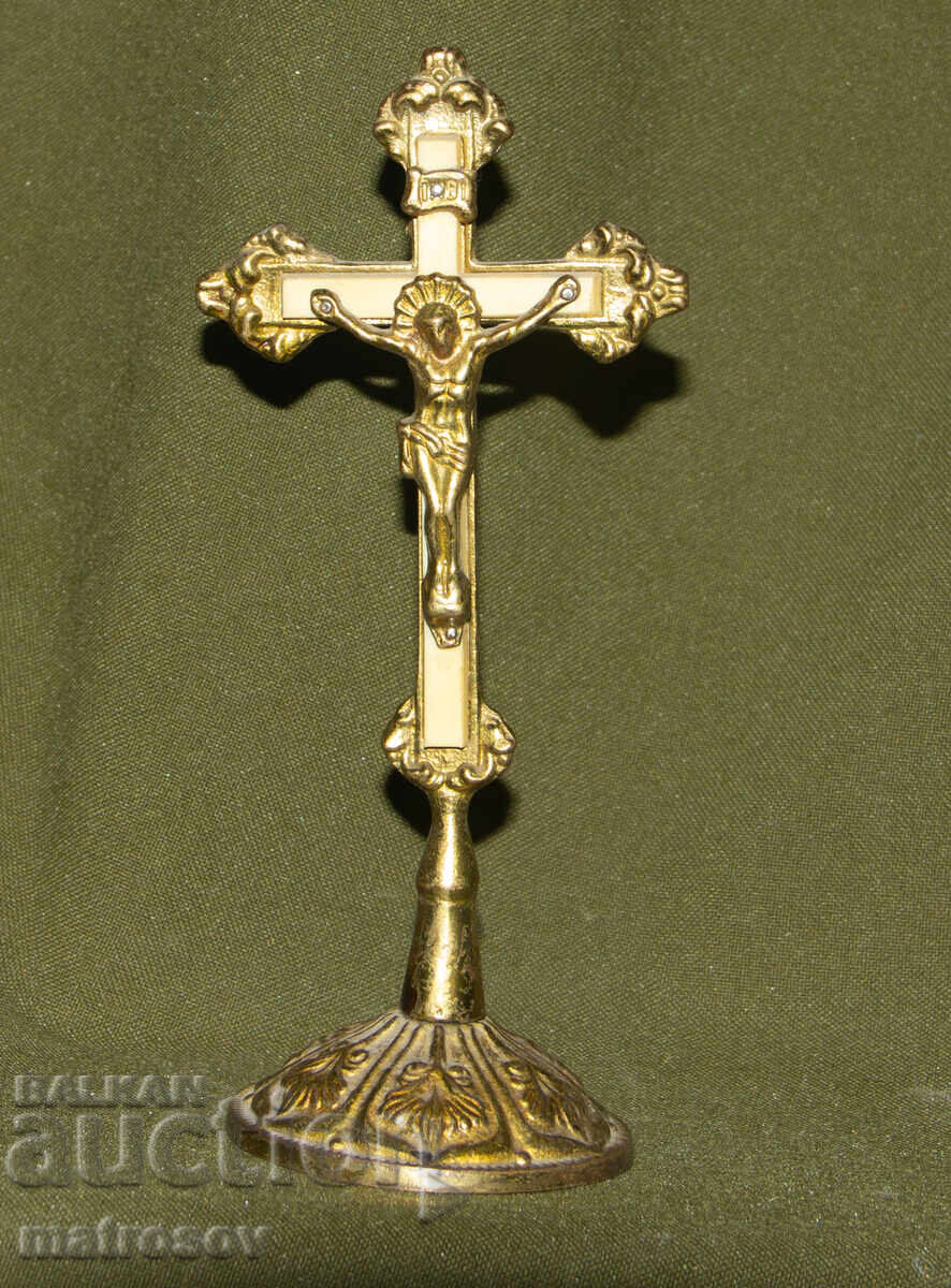 Δημοπρασία Διακοσμητικός επιτραπέζιος ορειχάλκινος σταυρός, εσταυρωμένος