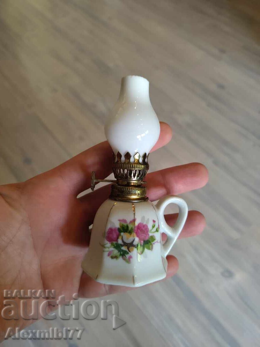 Small porcelain retro gas lamp - floral design Small porcelain retro gas lamp - floral design