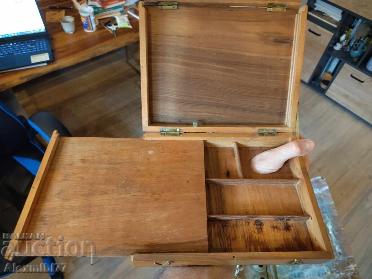 Old collectible French wooden box artist, plein air with price 160.00 BGN | € 81.81
