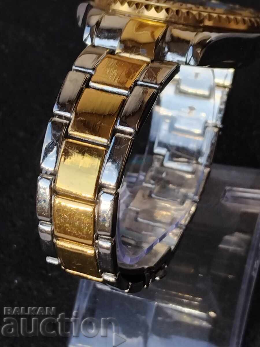 Delivery of Men's watch Cussi / quartz / almost new / - 42mm Delivery of Men's watch Cussi / quartz / almost new / - 42mm