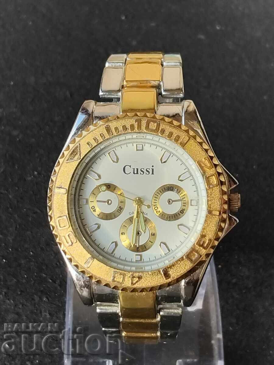 Men's watch Cussi / quartz / almost new / - 42mm Men's watch Cussi / quartz / almost new / - 42mm