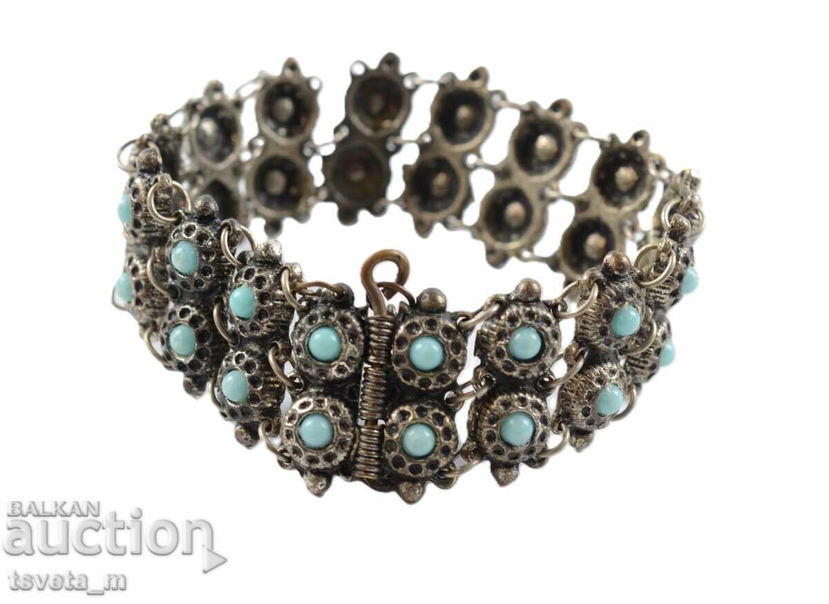 Brățară veche renascentistă bijuterie COSTUM POPULAR cu preț 30.00 BGN | € 15.34 Brățară veche renascentistă bijuterie COSTUM POPULAR cu preț 30.00 BGN | € 15.34