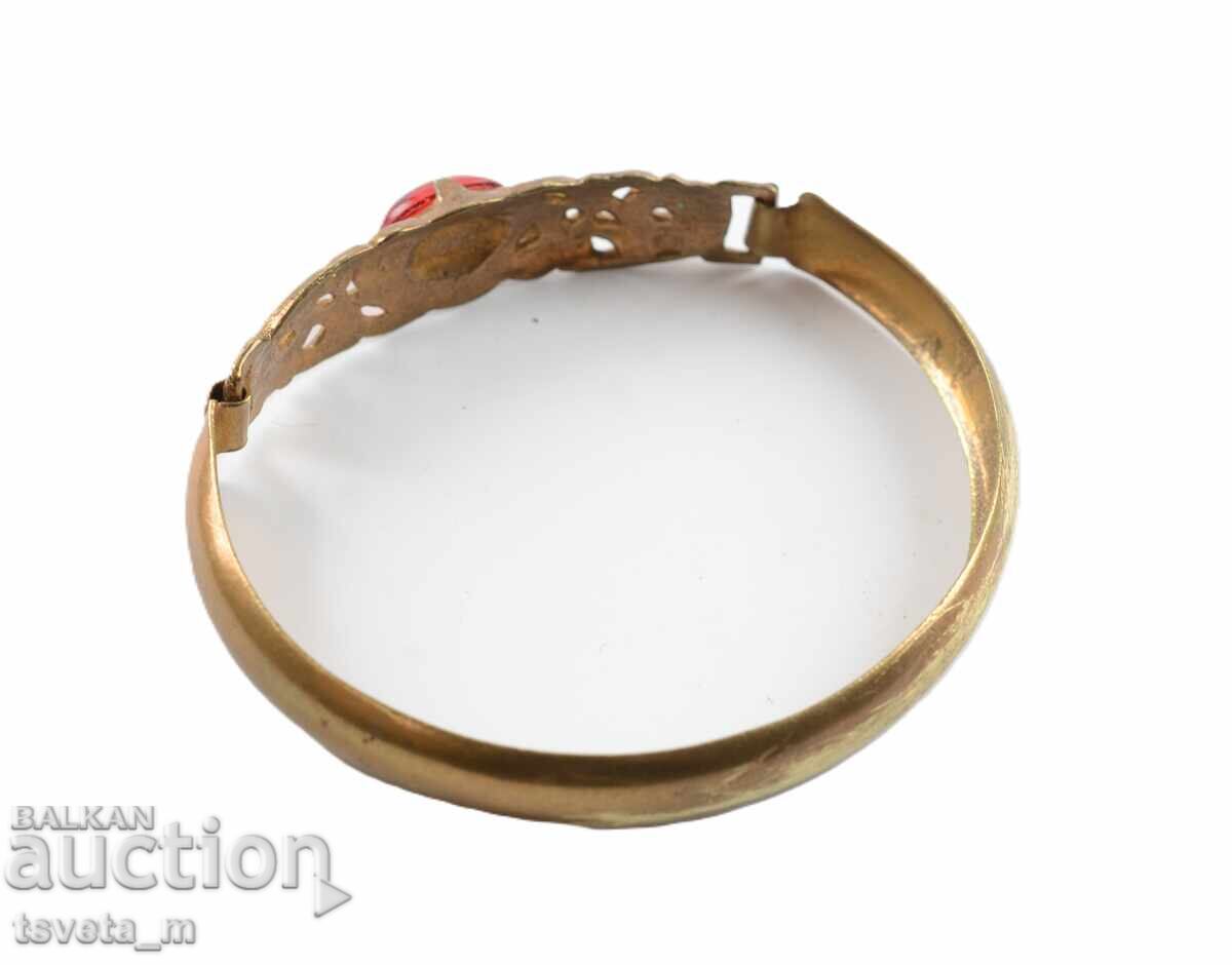 Brățară veche din alamă, anii '30 - Regatul Bulgariei cu preț 30.00 BGN | € 15.34