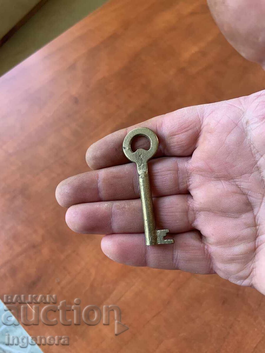 ANTIQUE KEY FROM GRANDMOTHER AND GRANDFATHER'S CHESTS CUT PADLOCK