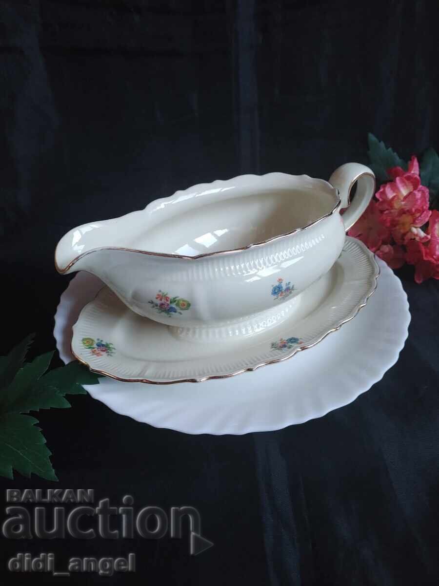 Sosieră - centenară cu preț € 14.00 | 27.38 BGN