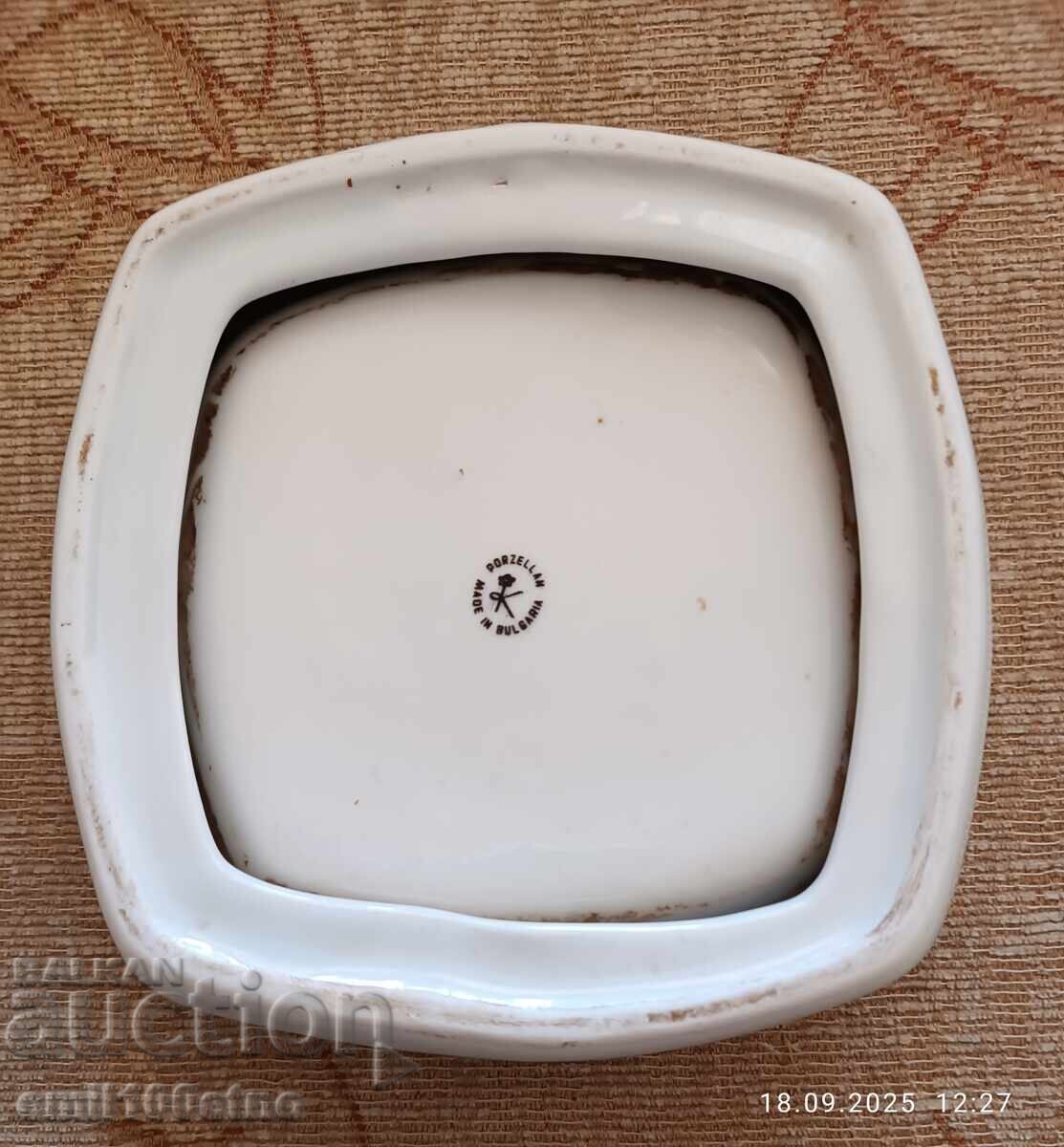 Licitație Cenușeră Grand Hotel Sofia porțelan Kitka Novi Pazar