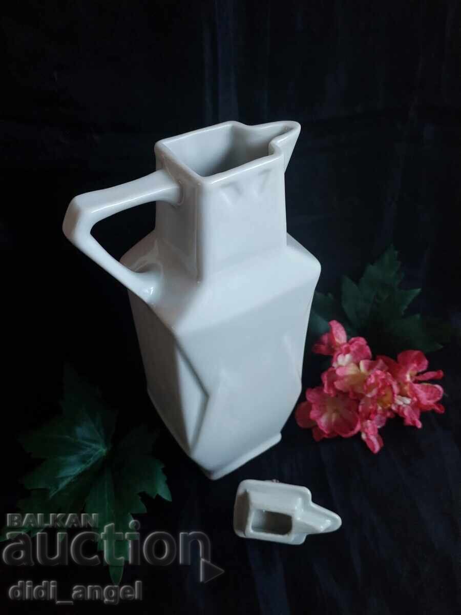 Delivery of Vinegar Cruet