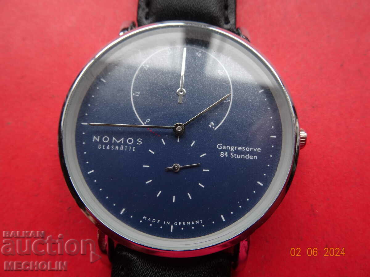 GLASSETTE NOMOS 1 cu preț 50.00 BGN | € 25.56 GLASSETTE NOMOS 1 cu preț 50.00 BGN | € 25.56