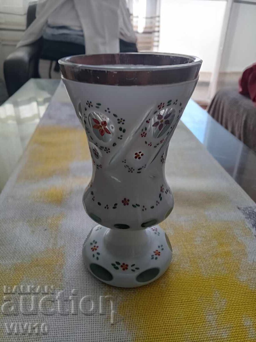 Vază de cristal Biedermeier cu email