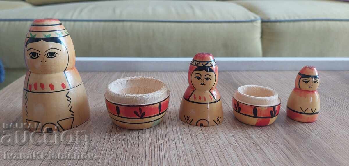 Доставка на Матрйошки сувенири Русия за ценители 3 броя Доставка на Матрйошки сувенири Русия за ценители 3 броя