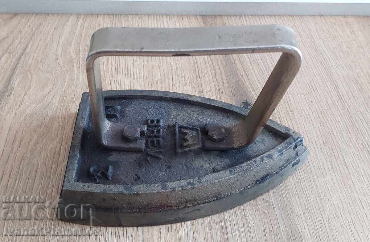 Δημοπρασία Σίδερο ρετρό για συλλέκτες Δημοπρασία Σίδερο ρετρό για συλλέκτες