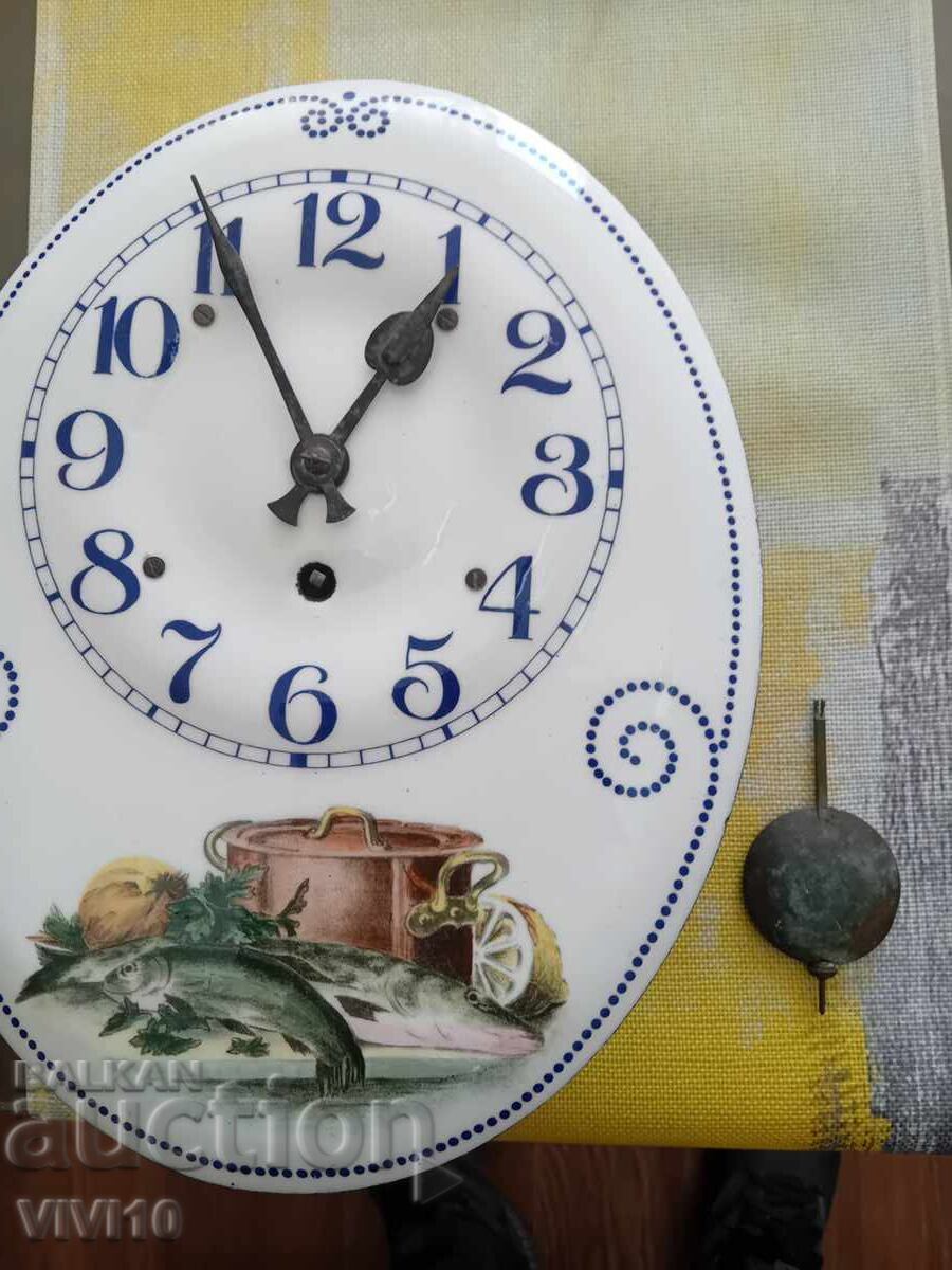 Стенен часовник емаил, Густав Бекер с цена 250.00 лв. | € 127.82 Стенен часовник емаил, Густав Бекер с цена 250.00 лв. | € 127.82