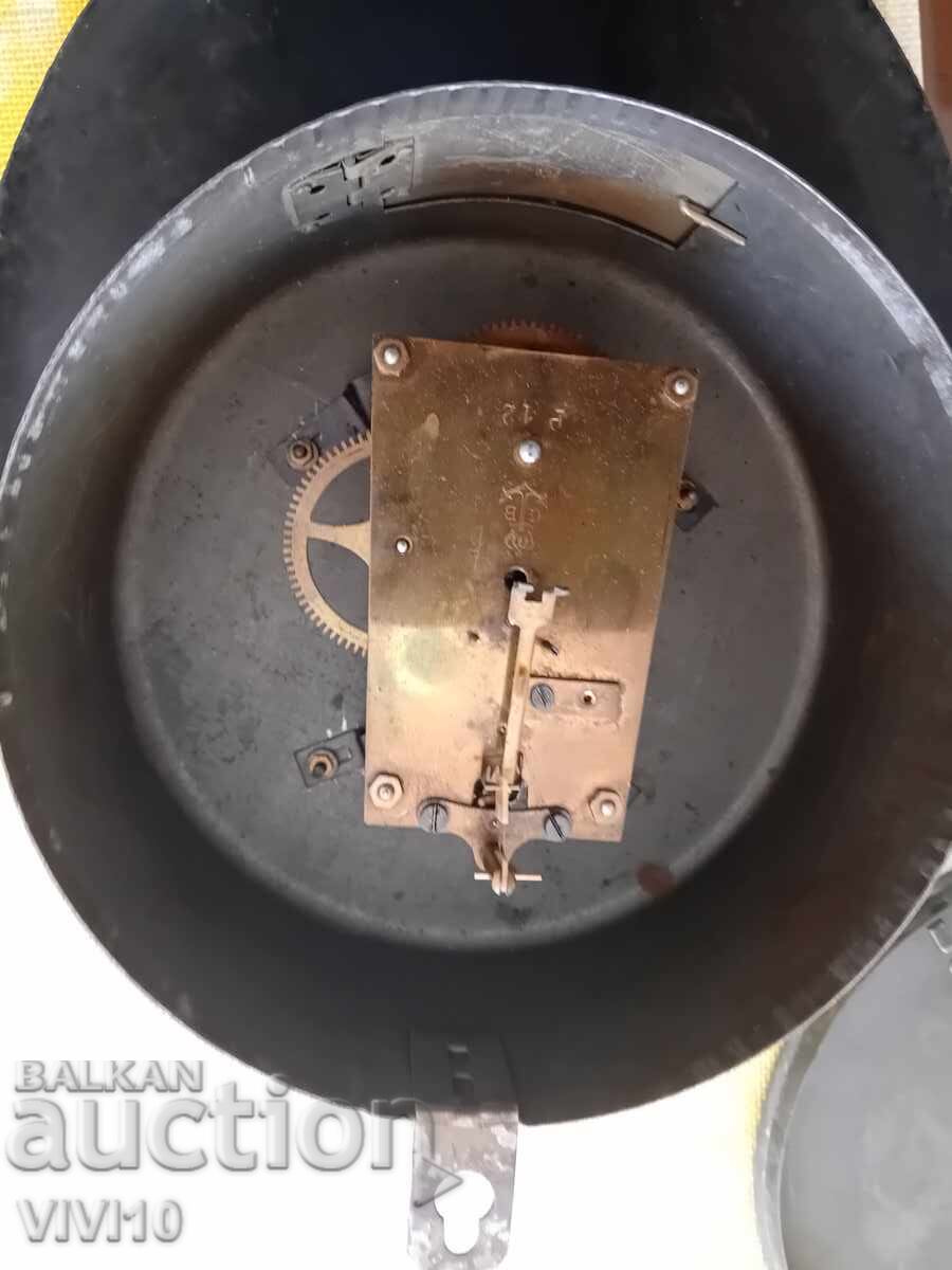 Livrarea Ceas de perete email, Gustav Becker