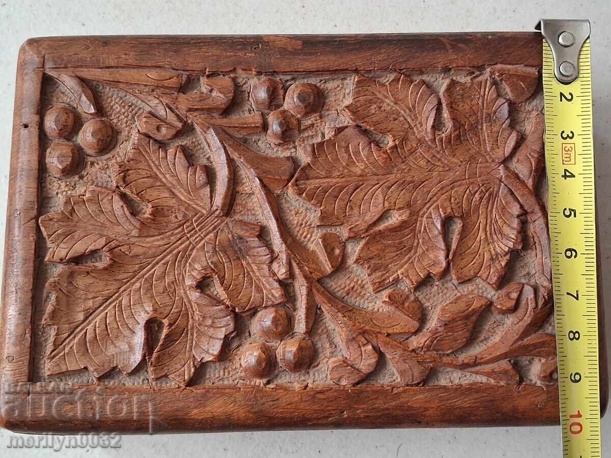 Παλιό ξύλινο κουτί καρυδιάς με σκαλιστά σχέδια για κοσμήματα, κόσμημα, στολίδι - 6