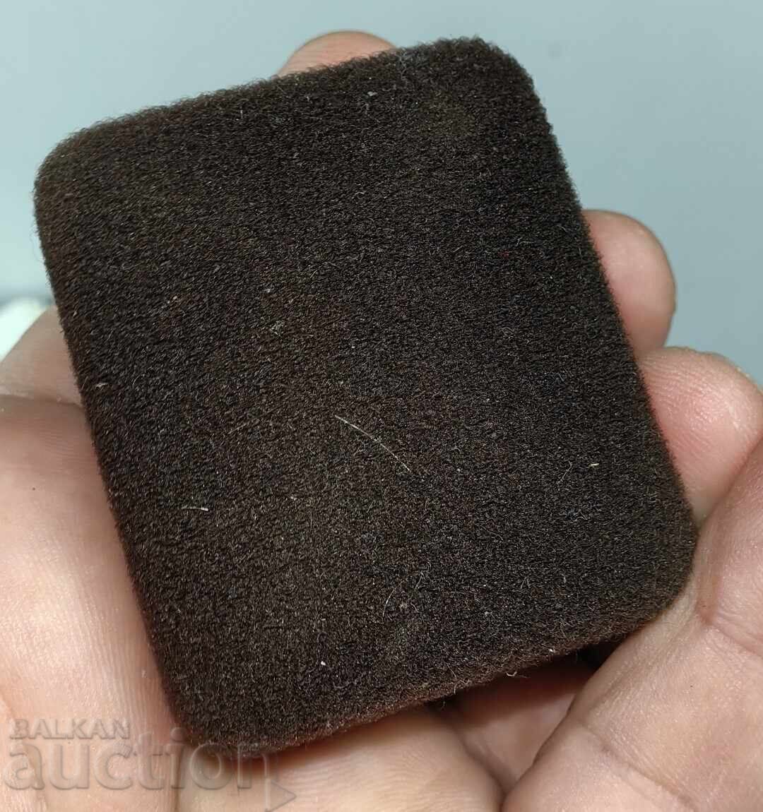 Δημοπρασία ΠΑΛΙΟ ΚΟΥΤΙ ΚΟΥΤΑΚΙ ΓΙΑ ΔΑΧΤΥΛΙΔΙ