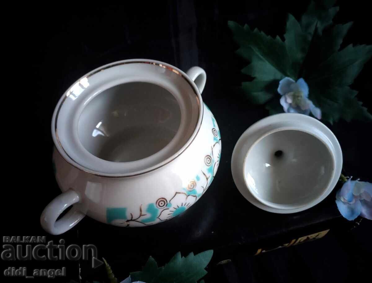 Delivery of Russian sugar bowl