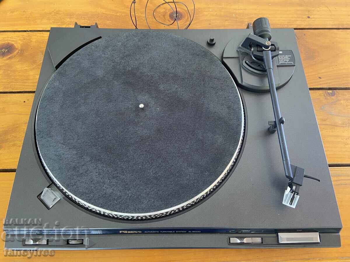 Auction Technics SL-BD22D Turntable Auction Technics SL-BD22D Turntable