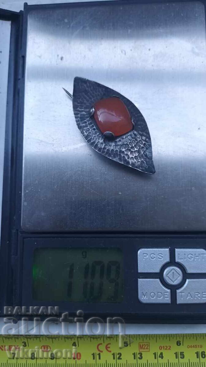 Сребро,карнеол,арт нуво брошка,ръчна,изработка с цена 105.00 лв. | € 53.69