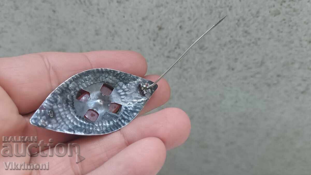 Licitație Argint, carneol, broșă art nouveau, lucrată manual Licitație Argint, carneol, broșă art nouveau, lucrată manual