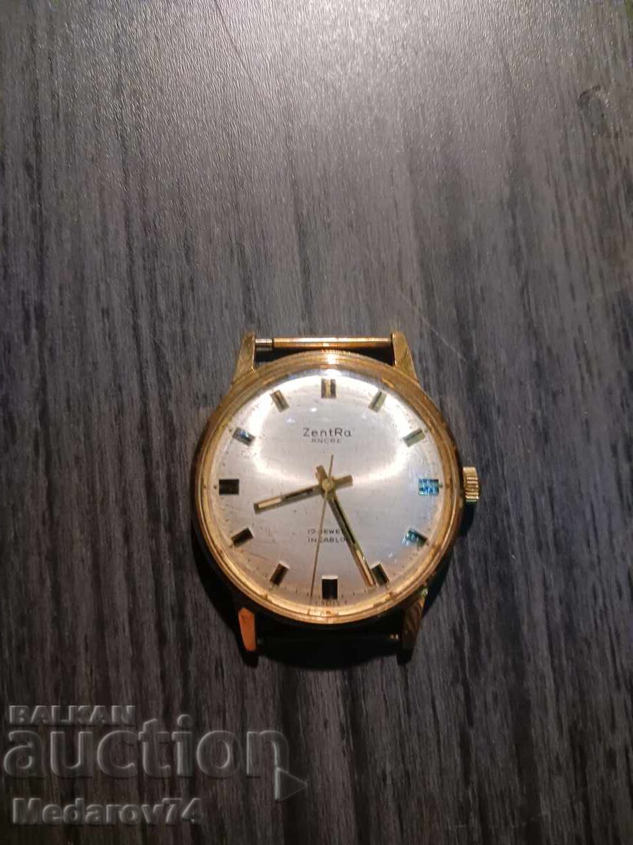 Ceas ZentRa funcțional