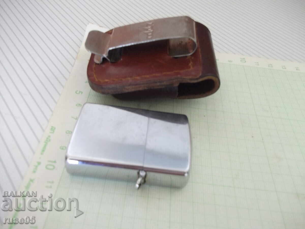Auction  Lighter and Lighter Case "ZIPPO" brown with clip