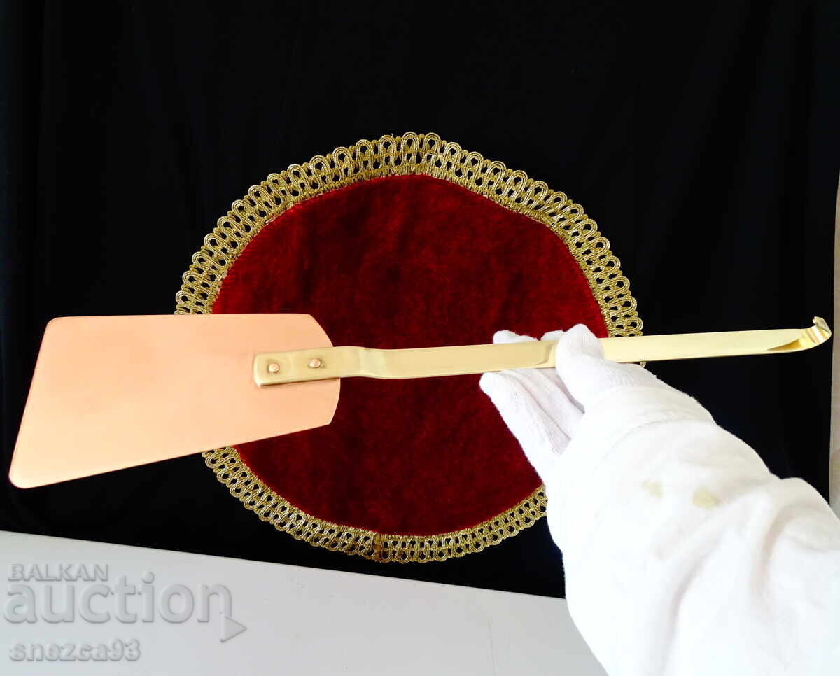 Χάλκινη σπάτουλα, σπάτουλα για γύρισμα, σερβίρισμα, γκριλ, καθαρό χαλκό με τιμή 59.00 BGN | € 30.17