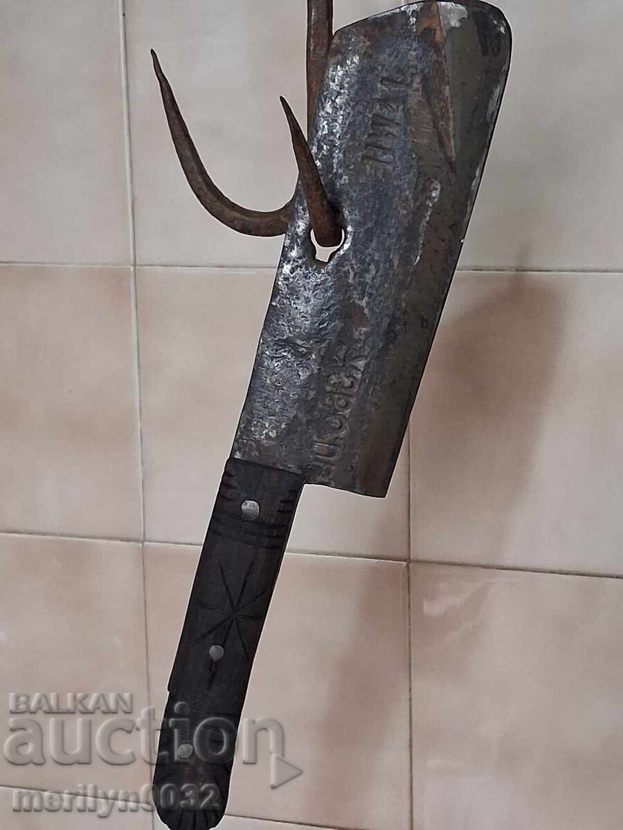 Licitație Topor de fier forjat, satâr, topor, cuțit Licitație Topor de fier forjat, satâr, topor, cuțit