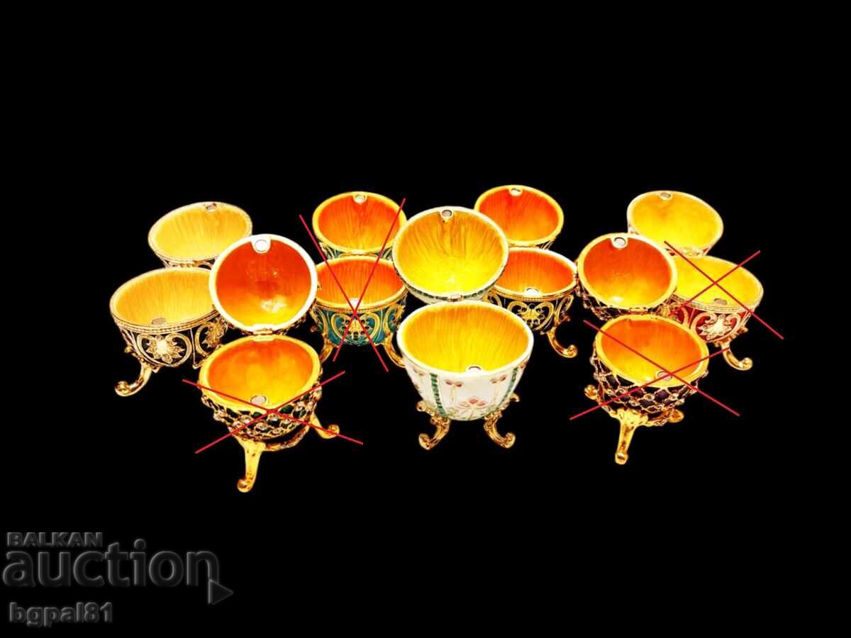 Auction  Jewelry Boxes - "Fabergé" Egg Type - Various Models and Colors