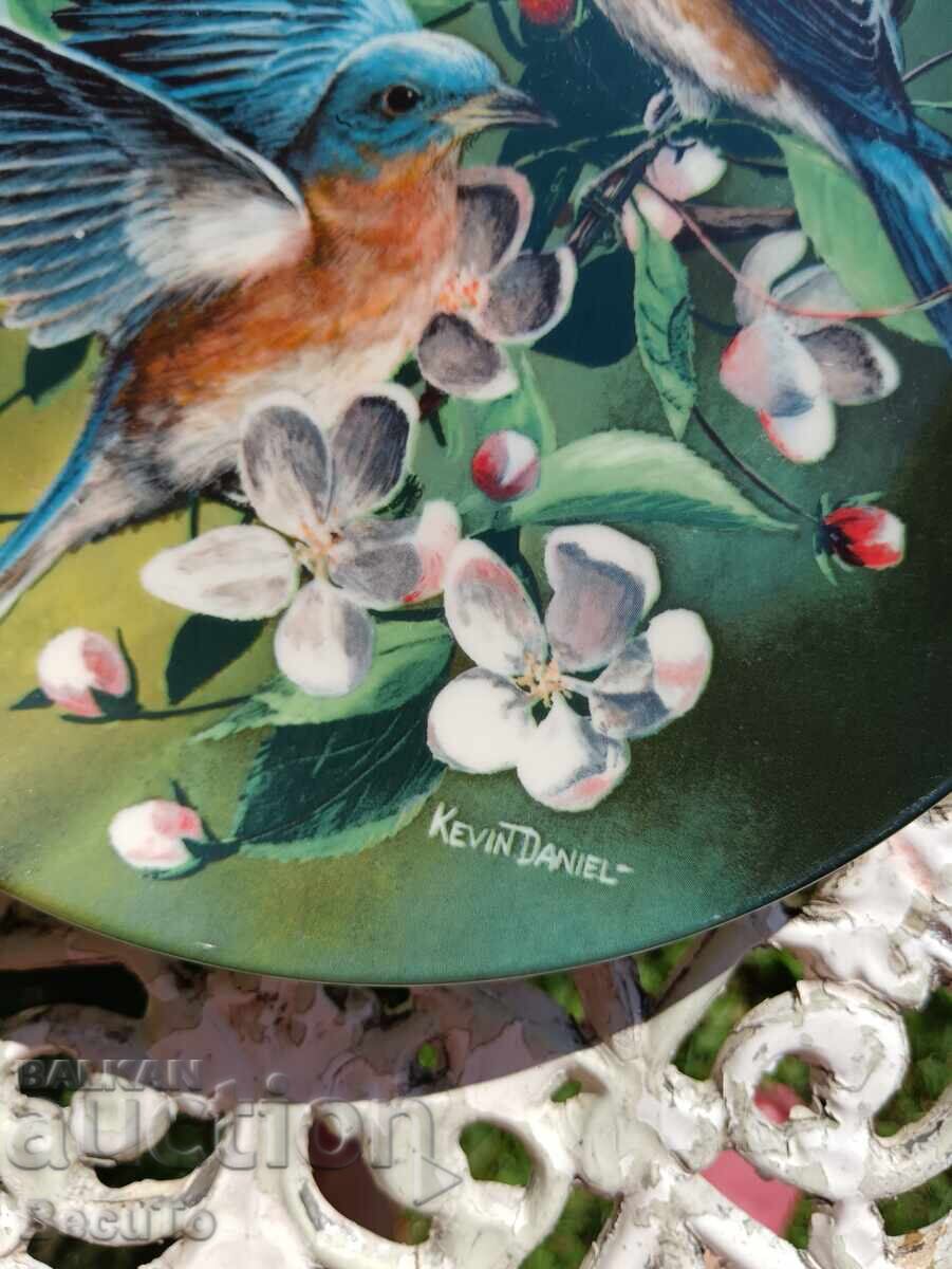 Licitație Farfurie decorativă din porțelan cu păsări, Anglia, ca nouă