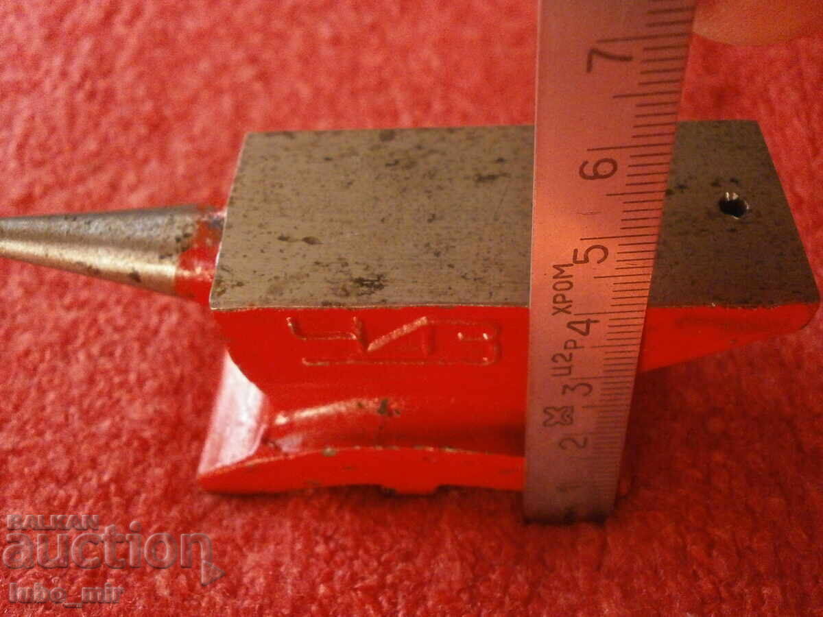 Old jewelry - watchmaking anvil - 5