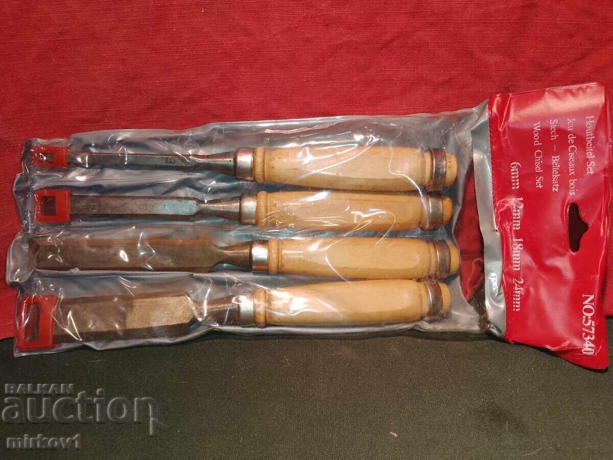 Four German Chisels with price 60.00 BGN | € 30.68