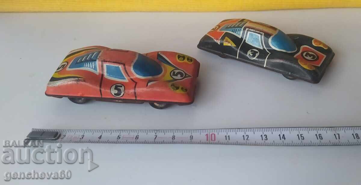 Mașinuțe retro de curse - tablă, URSS cu preț 40.00 BGN | € 20.45 Mașinuțe retro de curse - tablă, URSS cu preț 40.00 BGN | € 20.45