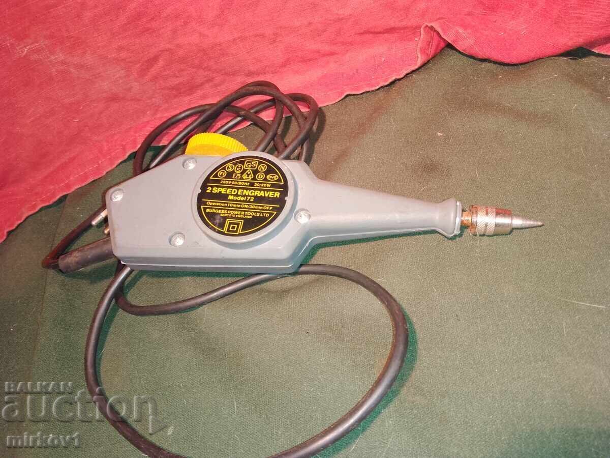 Delivery of English engraving machine