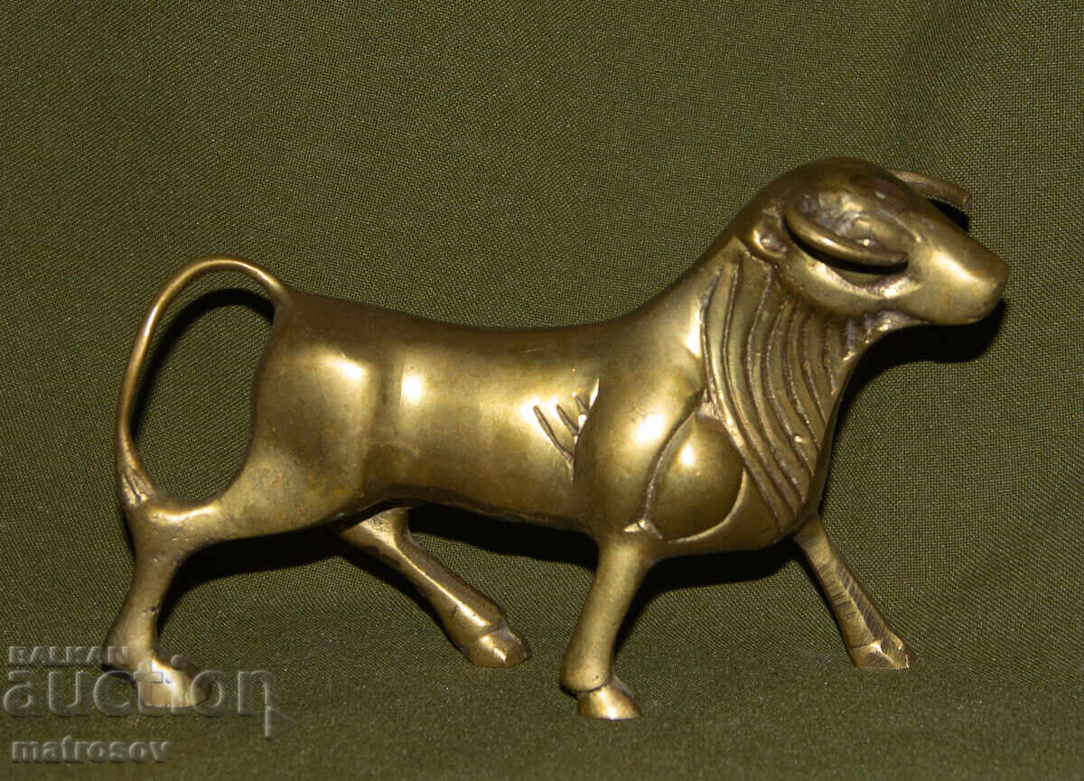 Αυθεντικό χάλκινο άγαλμα ταύρου με τιμή 250.00 BGN | € 127.82