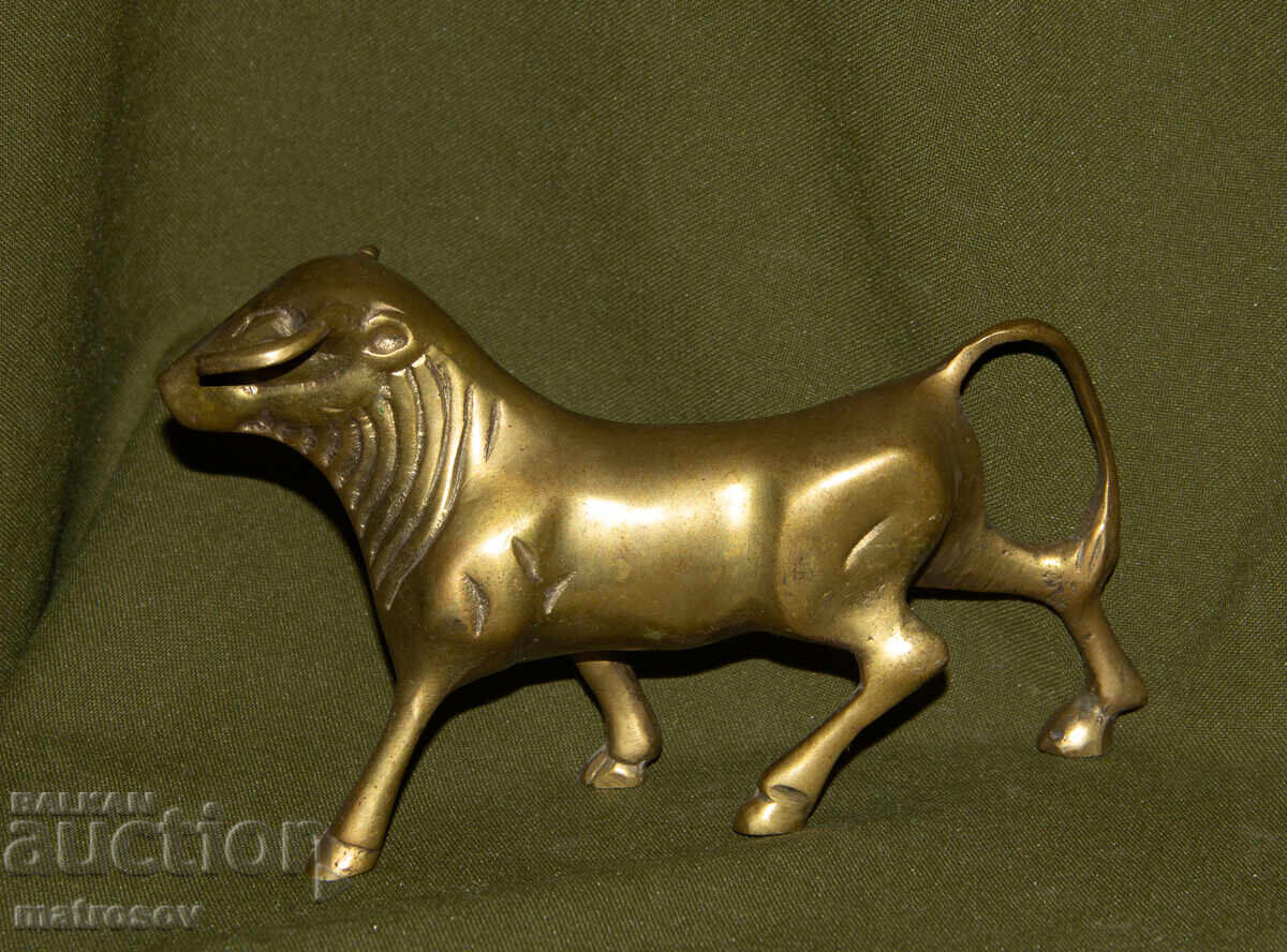 Παράδοση Αυθεντικό χάλκινο άγαλμα ταύρου